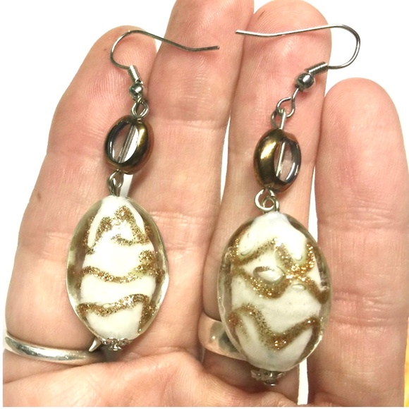 VTG 90s Handmade Artsy Modernist White/Gold Glitter Dangle Bead Pierced Earrings - Picture 1 of 8